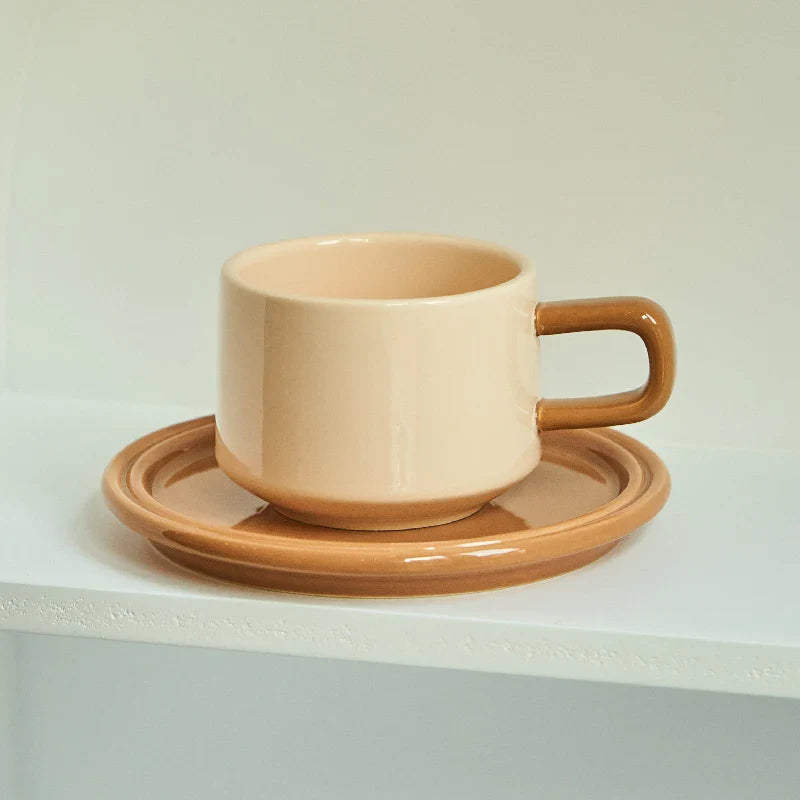 Tasse et Soucoupe en Céramique
