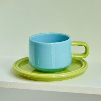 Tasse et Soucoupe en Céramique