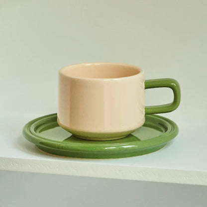 Tasse et Soucoupe en Céramique